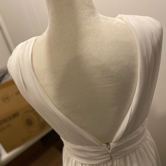 Beautiful Grecian Goddess Dress - Picture 11 of 12